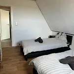 בית נופש Haus Pia In Ruhiger Lage, Sehr Messenah Gelegen אלגרמישן