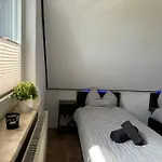 Haus Pia In Ruhiger Lage, Sehr Messenah Gelegen * אלגרמישן