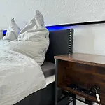Haus Pia In Ruhiger Lage, Sehr Messenah Gelegen *