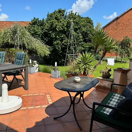 Tatil Evi Haus Pia In Ruhiger Lage, Sehr Messenah Gelegen