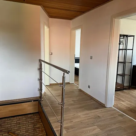 Haus Pia In Ruhiger Lage, Sehr Messenah Gelegen 別荘