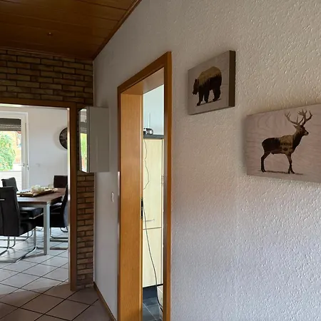 Haus Pia In Ruhiger Lage, Sehr Messenah Gelegen * Algermissen