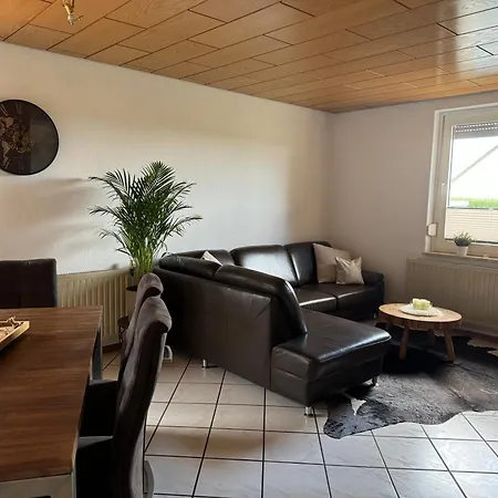 Haus Pia In Ruhiger Lage, Sehr Messenah Gelegen 別荘