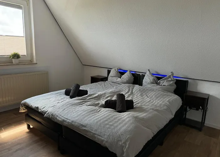 Haus Pia In Ruhiger Lage, Sehr Messenah Gelegen Algermissen