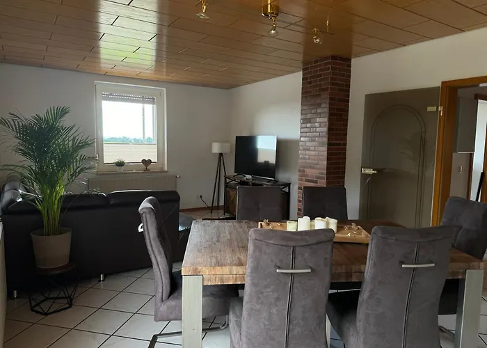 Haus Pia In Ruhiger Lage, Sehr Messenah Gelegen * Algermissen